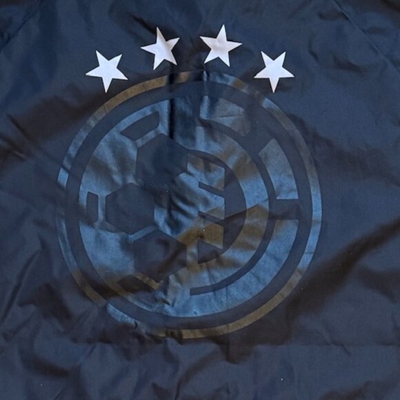 Men's Coach Jacket - Picture 7 of 7